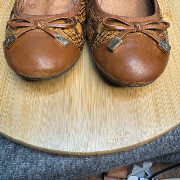 ViONIC Minna Boa Leather Ballet‎ Flats Reptile Sz 6.5 - Picture 5 of 9